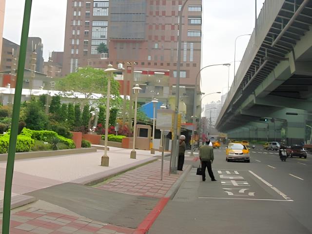 新北中和大樓法拍-4