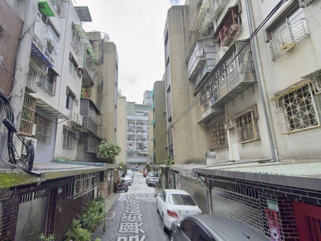 信義區法拍公寓-3