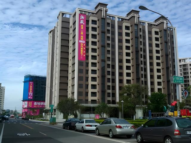 桃園八德拍賣大樓-1