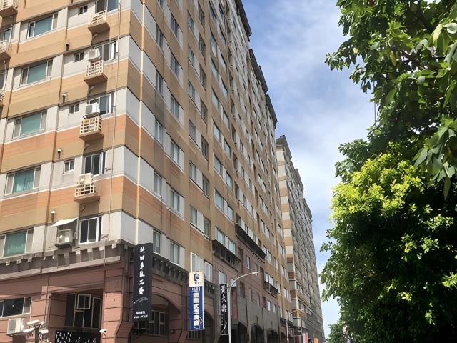 桃園中壢法拍大樓-1