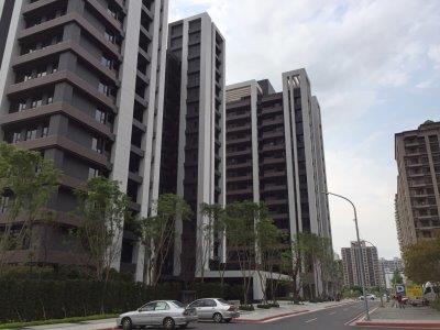 新北拍賣新市鎮兒童公園-7