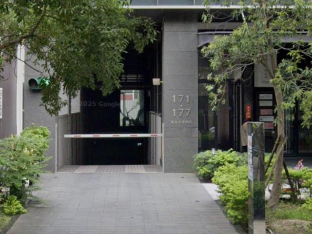 新北新莊法拍大樓-6