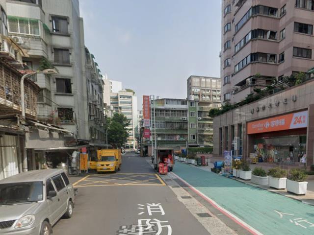 台北文山區法拍大樓-7