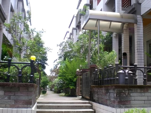 桃園法拍透天-2