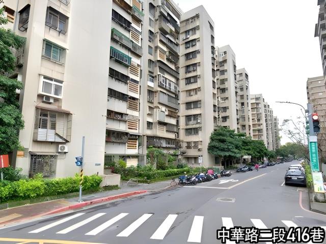 台北萬華拍賣大樓-4