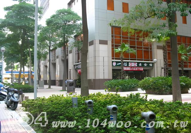 新北大樓法拍-9