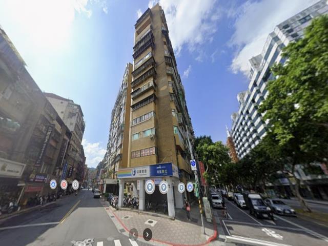 台北信義區拍賣大樓-2