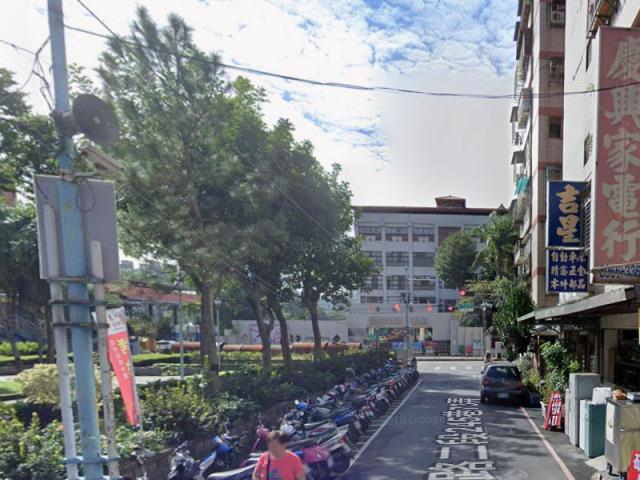 新北板橋大樓拍賣-7