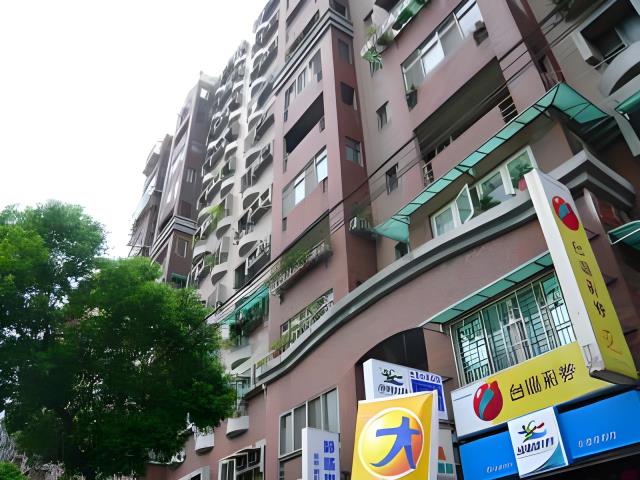 新北板橋大樓法拍-3
