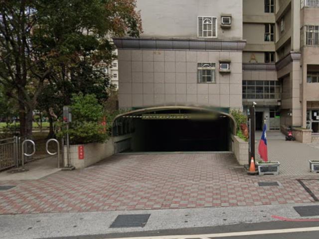 新北大樓法拍-5