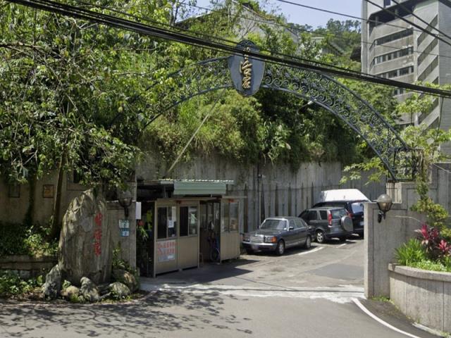 新北新店法拍大樓-1
